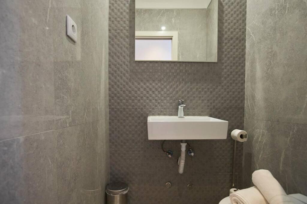 So Family Porto Apartment Bagian luar foto